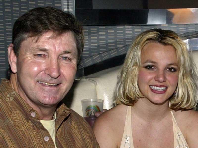 جيمي سبيرز مع ابنته بريتني