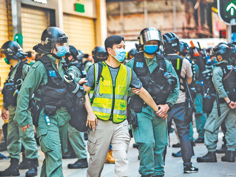 واشنطن تنسحب من 3 اتفاقيات مع هونغ كونغ