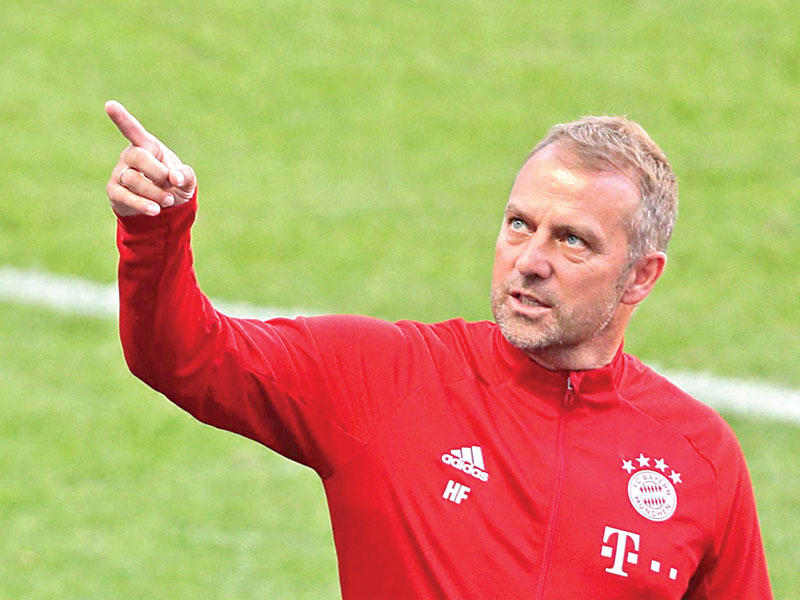 هانز فليك المدير الفني لبايرن ميونيخ الألماني