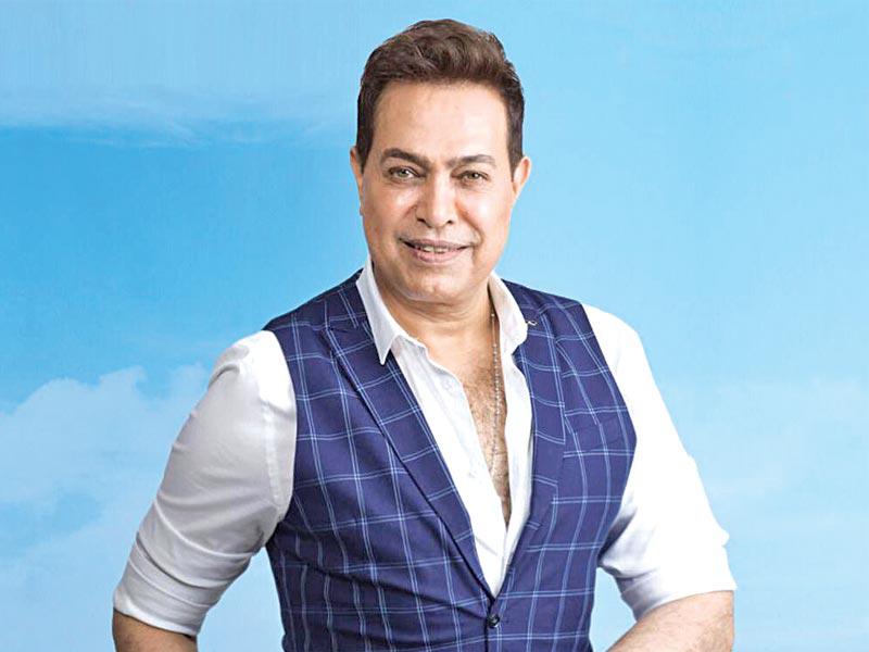 المطرب الشعبي حكيم