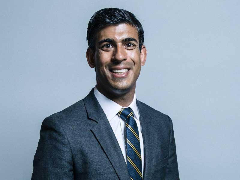 وزير المالية Rishi Sunak 