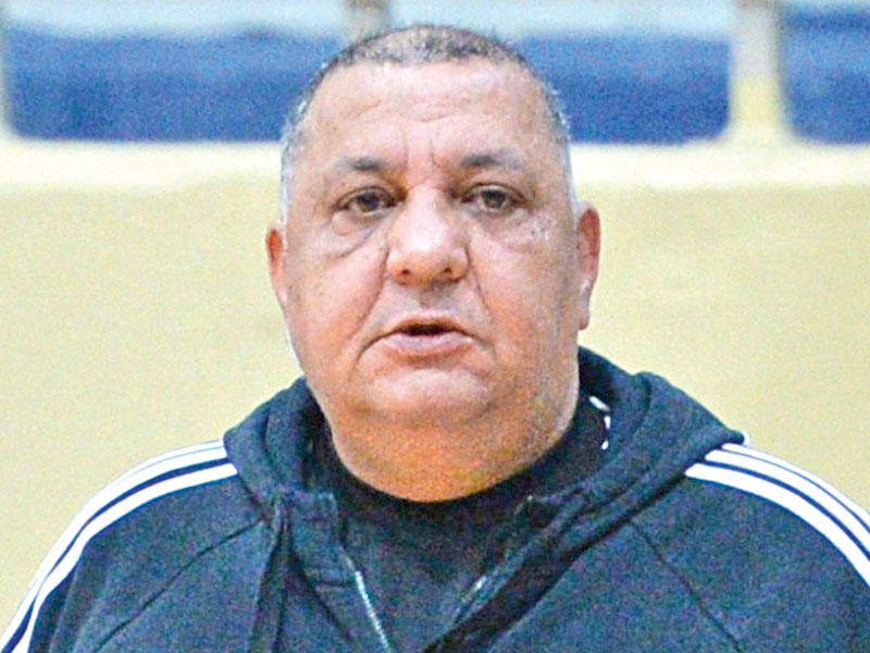 مدرب المراحل السنية المصري ناصر علي 