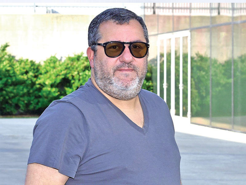 وكيل اللاعبين الهولندي ذو الأصول الإيطالية مينو رايولا 