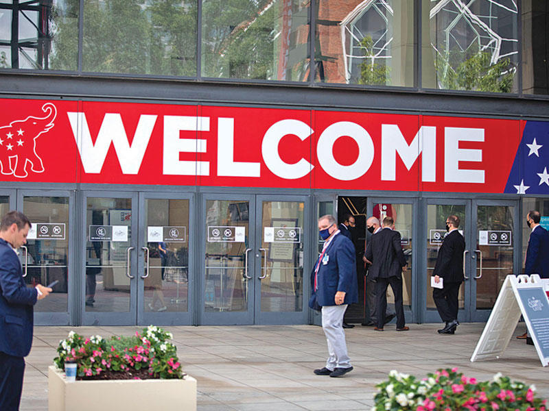 مدخل قاعة استضافت إحدى فعاليات مؤتمر الجمهوريين في شارلوت أمس