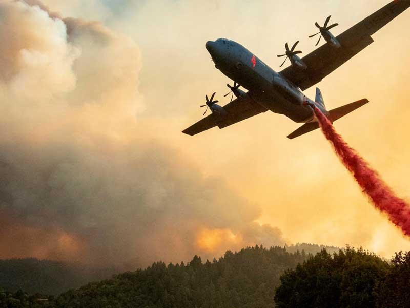 الحرائق تجتاح كاليفورنيا