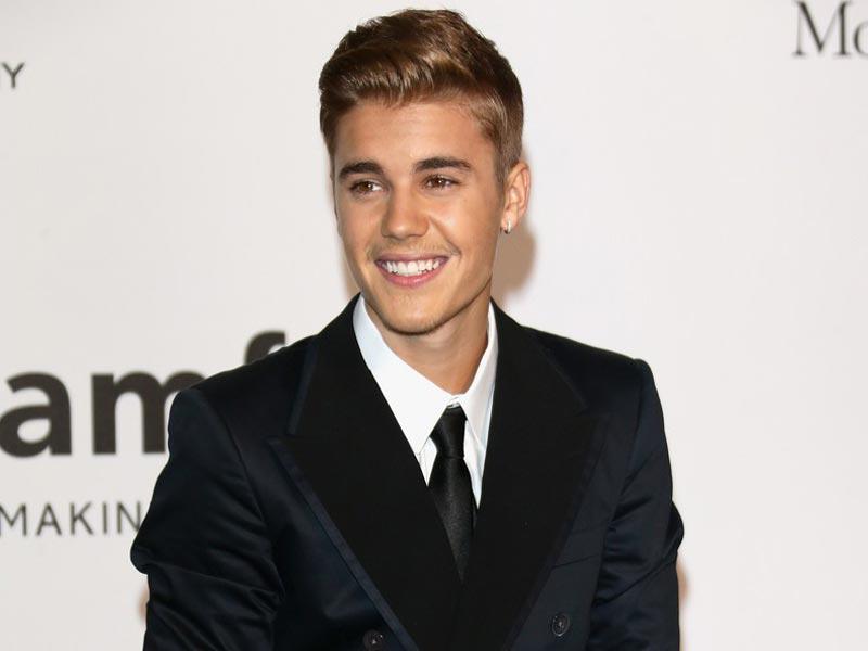 الفنان العالمي ​جاستن بيبر​