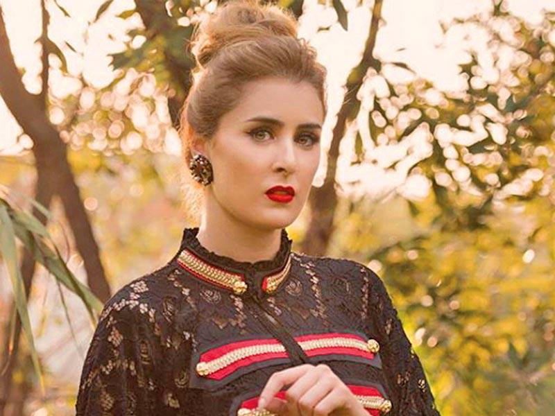 الفنانة التونسية عائشة بن أحمد