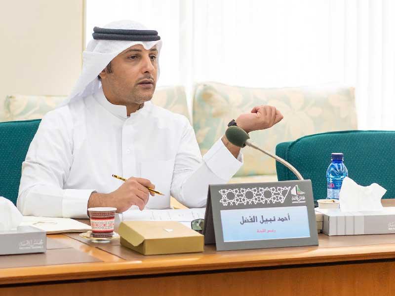 رئيس اللجنة النائب أحمد الفضل