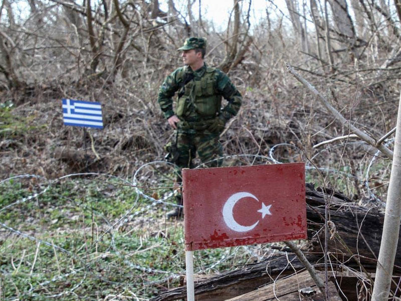 تصاعد التوتر العسكري بين اليونان وتركيا 