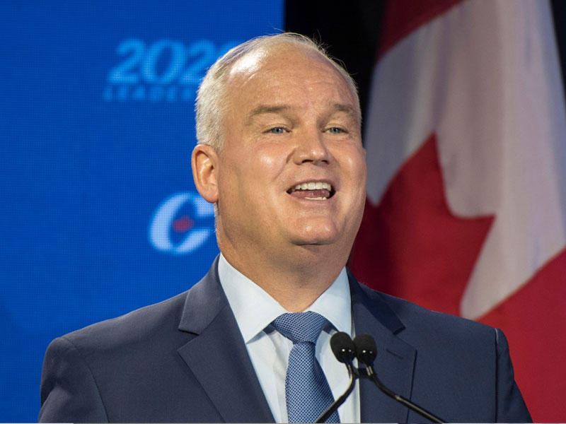 إيرين أوتول زعيماً لحزب المحافظين المعارض الرئيسي في كندا