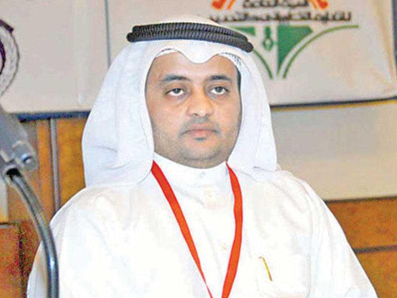 مدير إدارة الخدمات العامة في الهيئة العامة للتعليم التطبيقي والتدريب م. فنيس العجمي