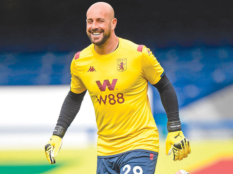 حارس المرمى الإسباني بيبي رينا