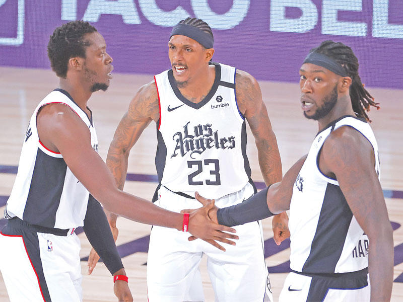 لاعبو كليبرز خلال مباراة سابقة