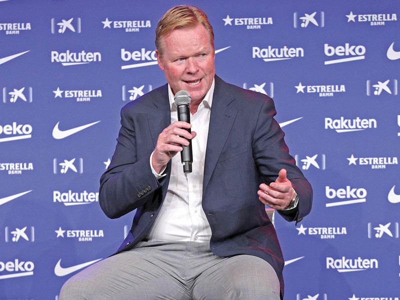 رونالد كومان مدرب برشلونة