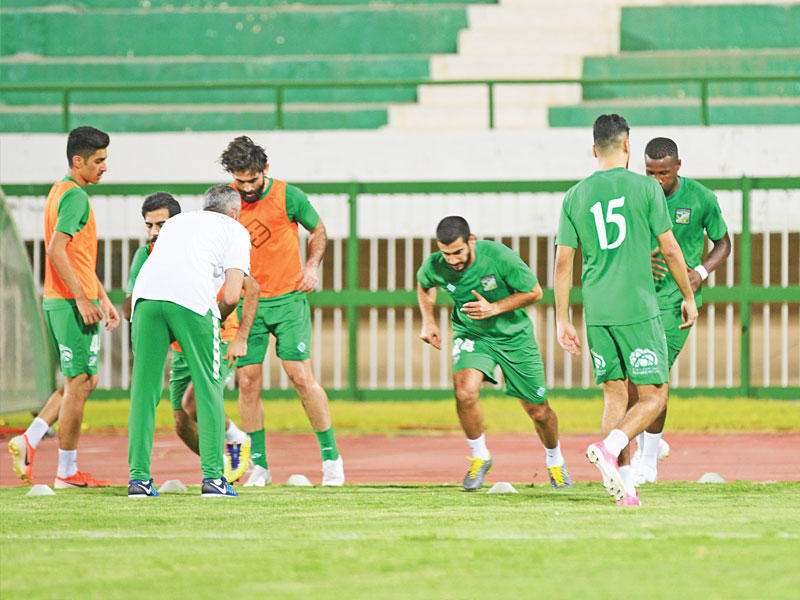 تدريب سابق لفريق العربي