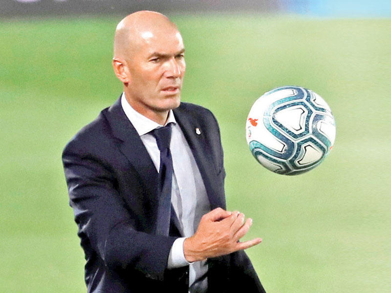 المدرب الفرنسي زين الدين زيدان 
