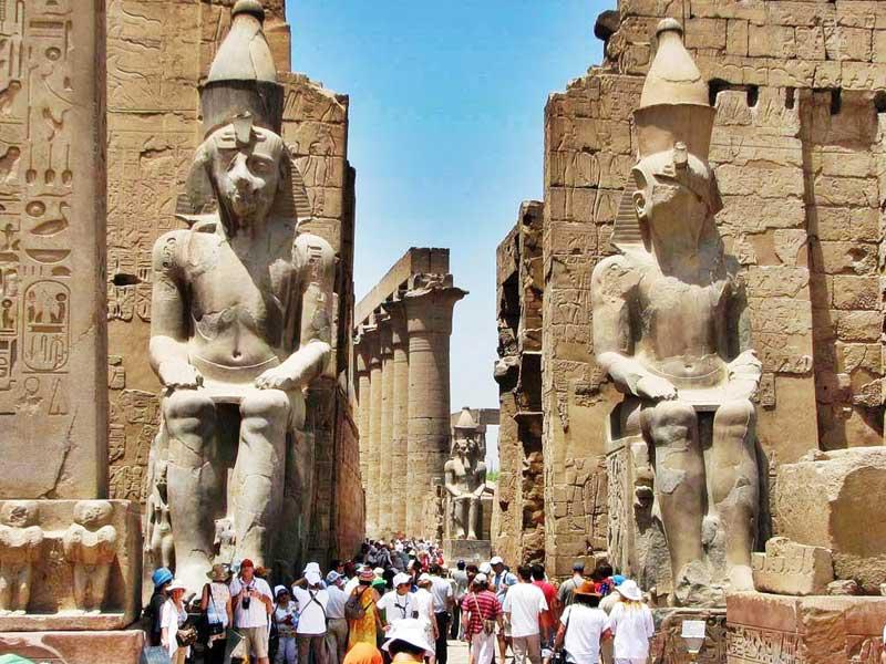 جانب من الحركة السياحية في مصر