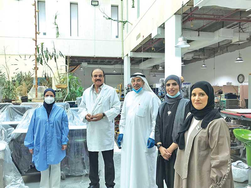 رئيسة الجمعية الكويتية لدعم المخترعين والابتكار د. فاطمة الثلاب تبحث  آفاق التعاون المستقبلي مع المصنع الكويتي لإنتاج كراسي ذوي الاحتياجات الخاصة ووسائل مساعدة الحركة