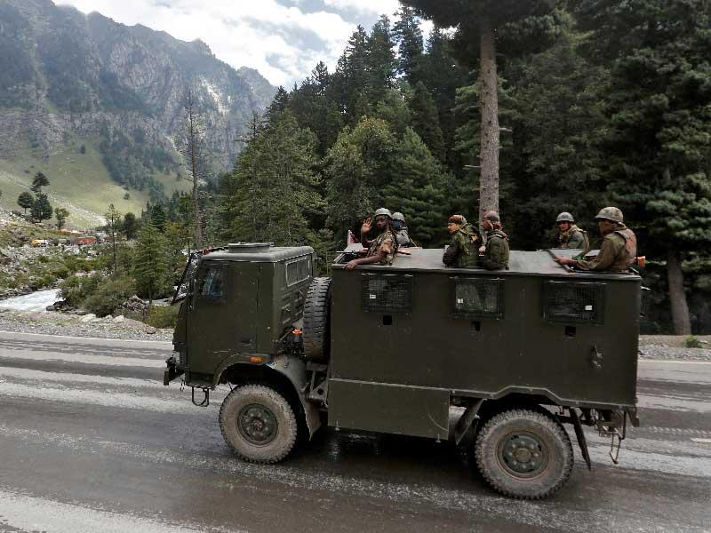 جنود من الجيش الهندي