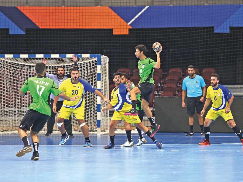 جانب من مباراة العربي والساحل (تصوير جورج ريجي)