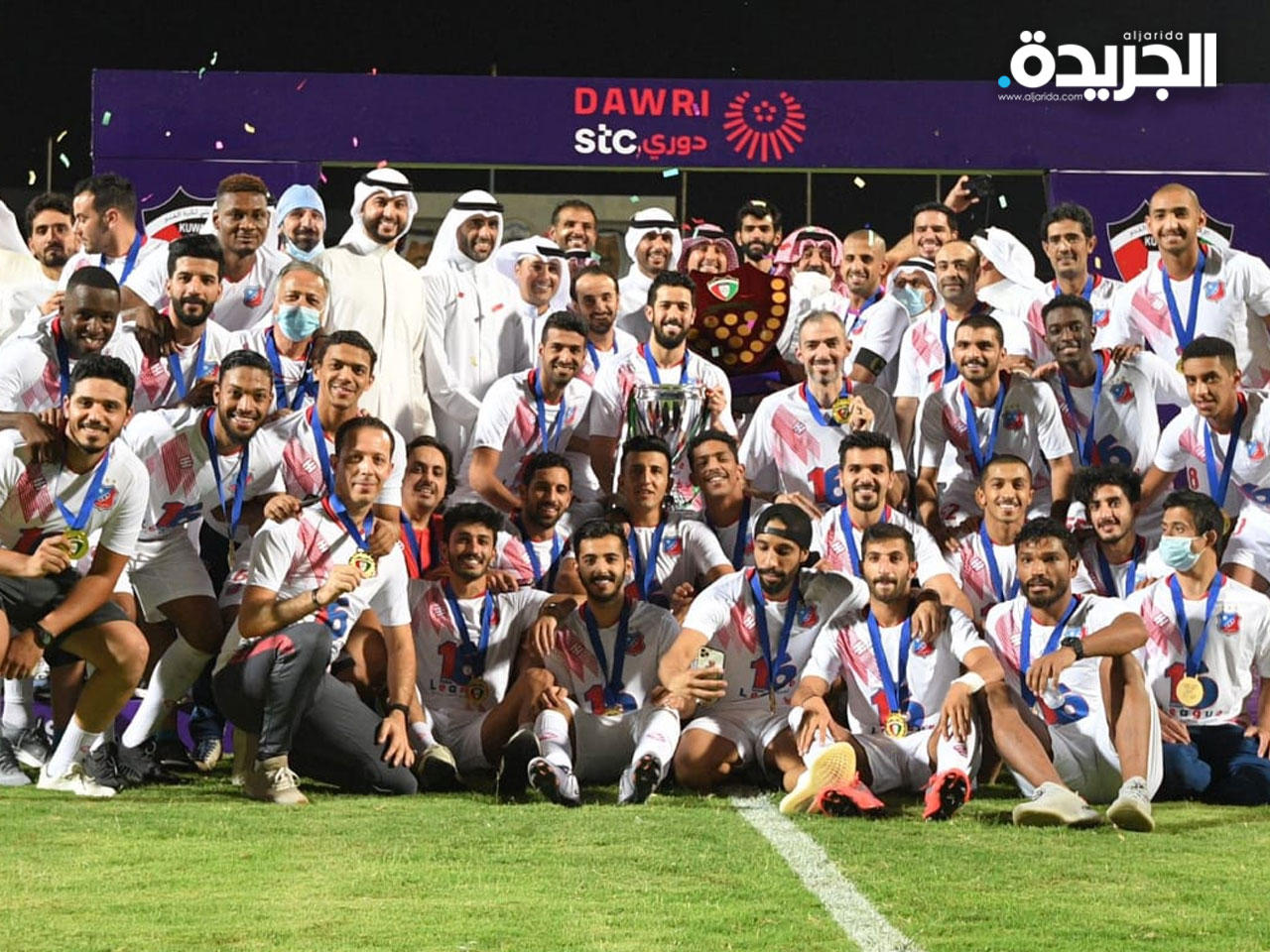 جانب من التتويج