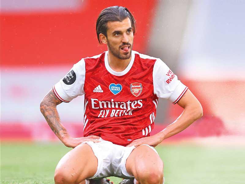 لاعب الوسط الإسباني داني سيبايوس