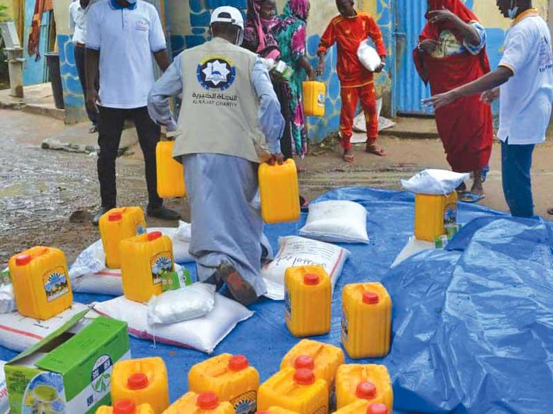 جانب من الأنشطة الخيرية لجمعية النجاة 