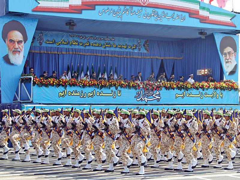 استعراض الحرس الثوري الإيراني 