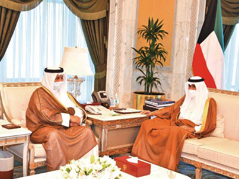 نائب الأمير مستقبلاً جابر المبارك أمس