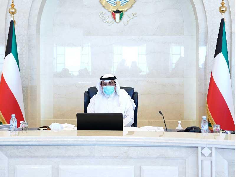 سمو الشيخ صباح خالد الحمد الصباح رئيس مجلس الوزراء مترئسا الاجتماع