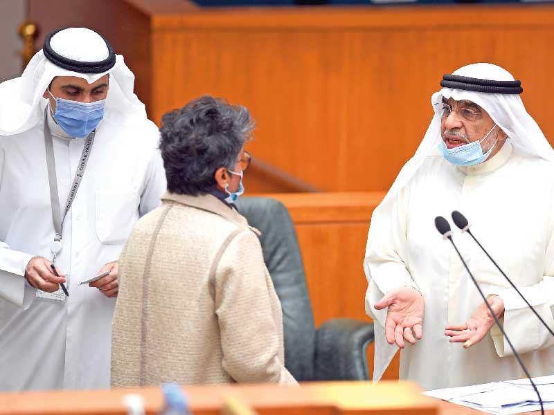 النائب عدنان عبدالصمد  في حديث مع صفاء خلال الجلسة