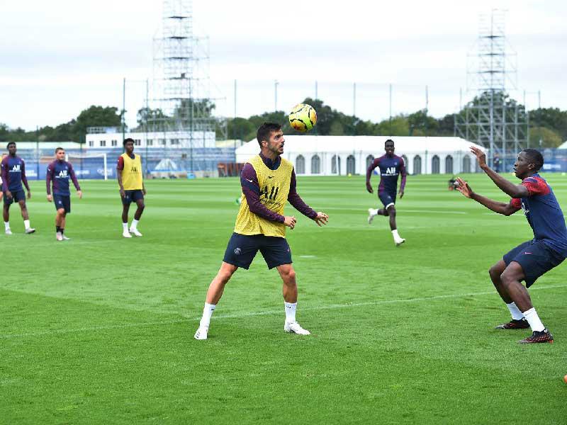 جانب من تدريبات باريس سان جرمان