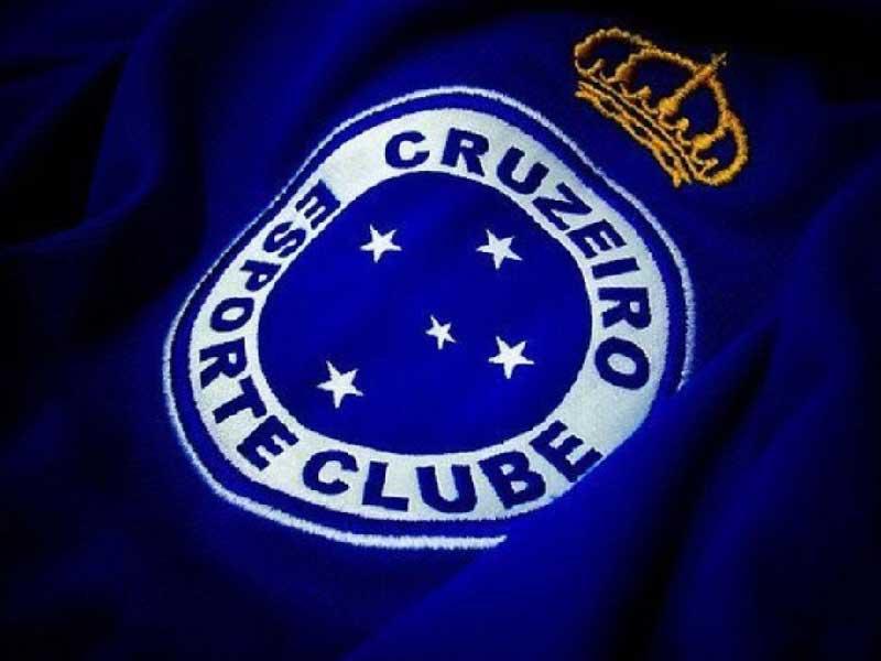 شعار نادي كروزيرو