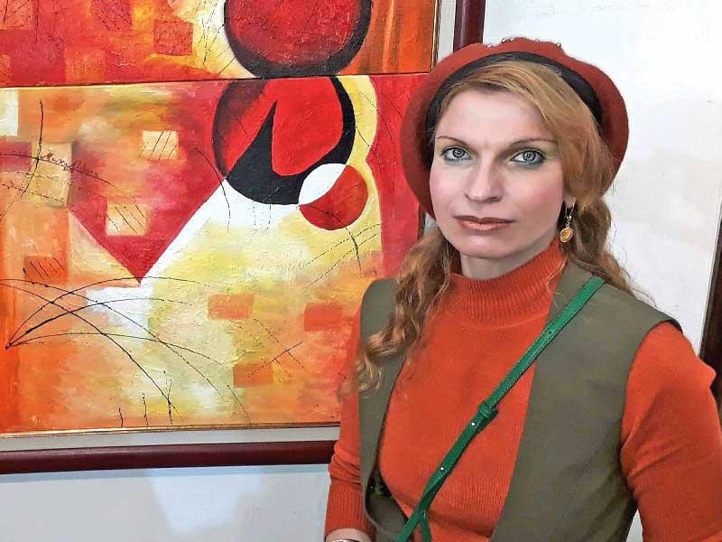 التشكيلية العراقية مروة الحائك