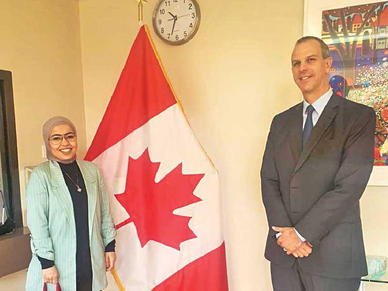 السفير إيموند مستقبلاً الشهاب أمس