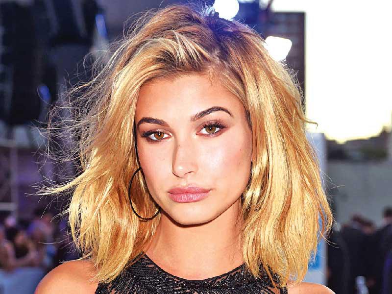 عارضة الأزياء العالمية هيلي بالدوين