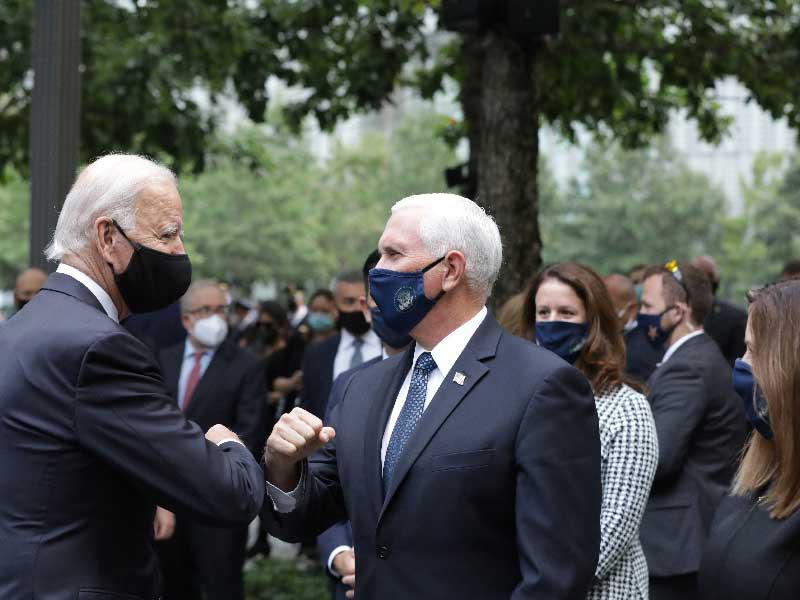 المرشح الديمقراطي للرئاسة ونائب الرئيس الأمريكي السابق جو بايدن ونائب الرئيس مايك بنس