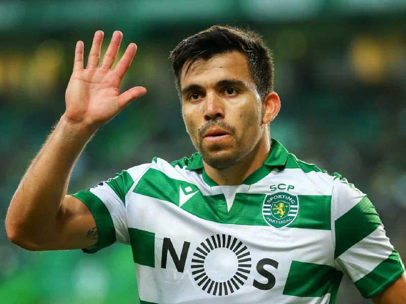 الظهير الأرجنتيني ماركوس أكونيا 