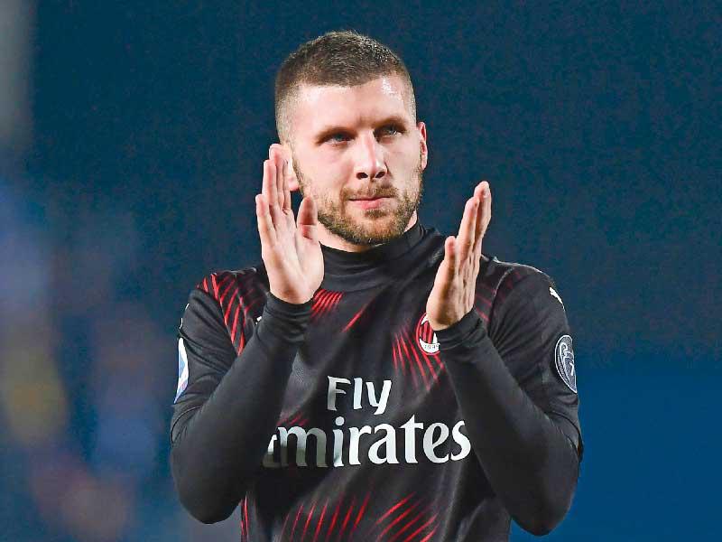 مهاجم منتخب كرواتيا أنتي ريبيتش 