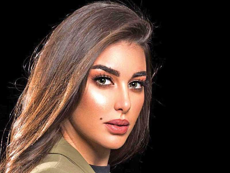 الممثلة المصرية ياسمين صبري