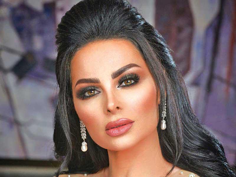 الفنانة الأردنية ديانا كرزون