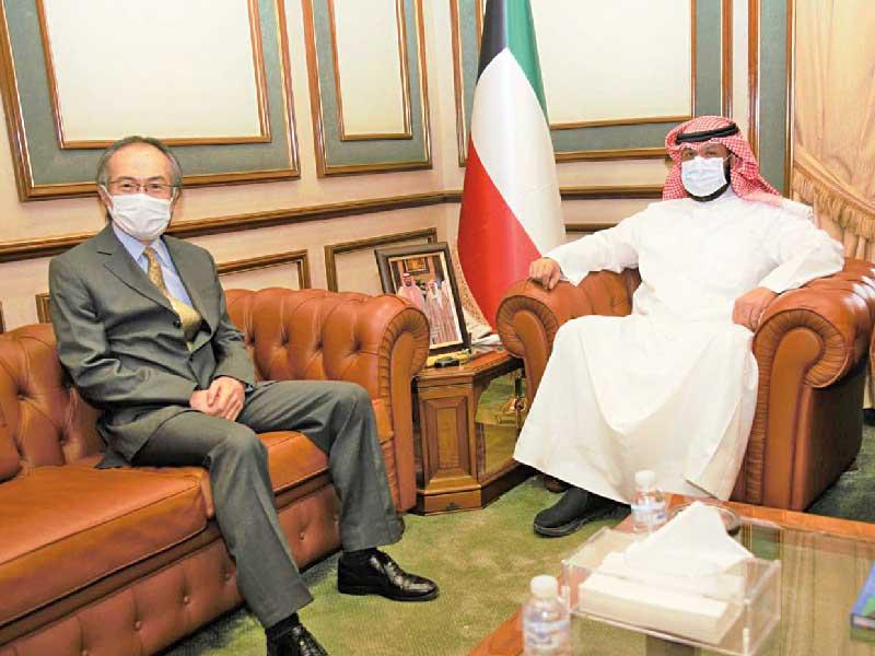 محافظ العاصمة الشيخ طلال الخالد مستقبلاً السفير الياباني