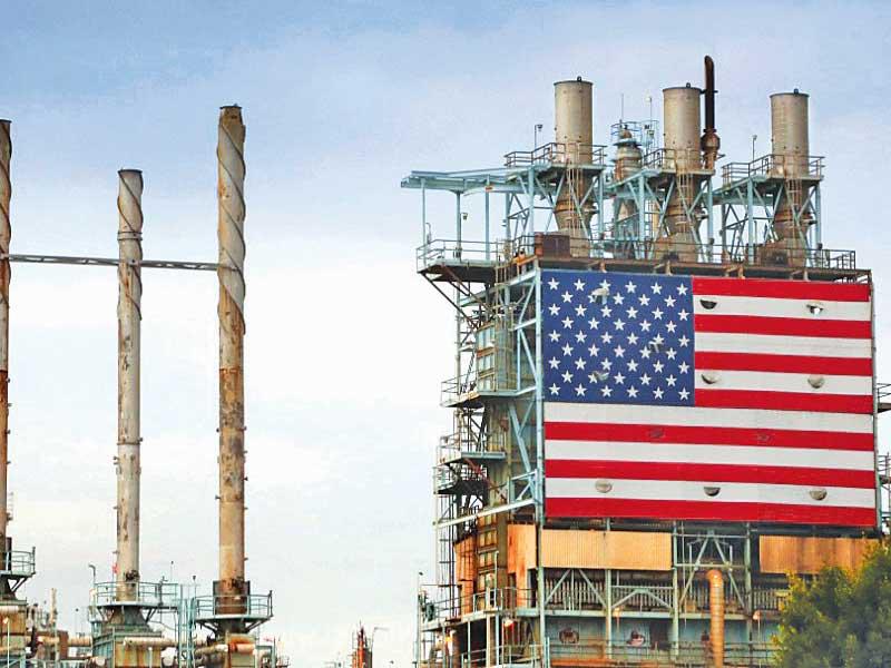 إعصار يصعد بسعر النفط الاميريكي