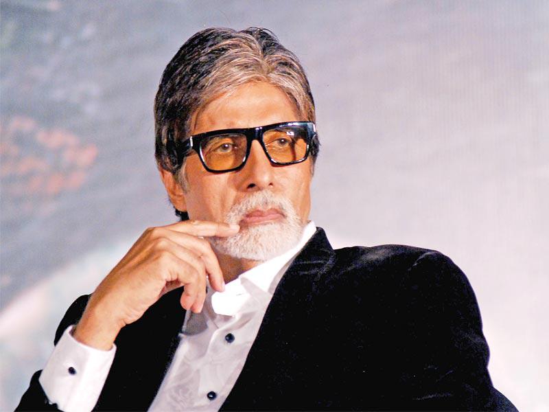 الممثل الهندي أميتاب باتشان