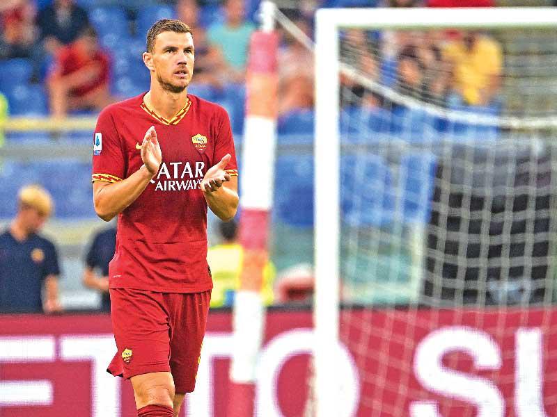 البوسني إدين دجيكو لاعب روما