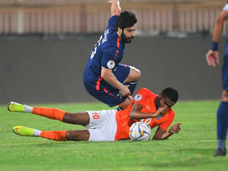 جانب من مباراة كاظمة واليرموك