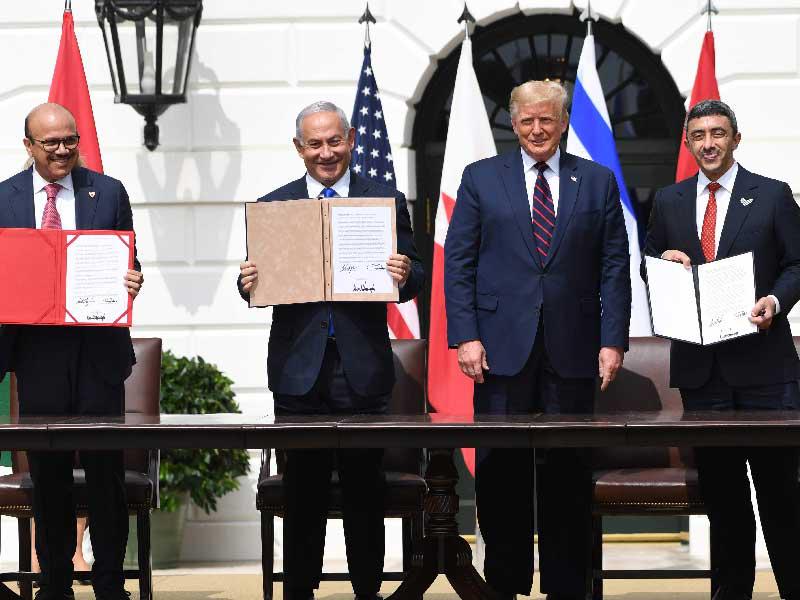 المنامة وتل أبيب تبحثان تبادل السفر وإنشاء مشروعات سياحية ثلاثية