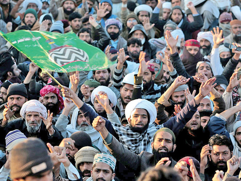 تجمعات ومسيرات احتجاجية حاشدة في جميع الأقاليم الأربعة في باكستان