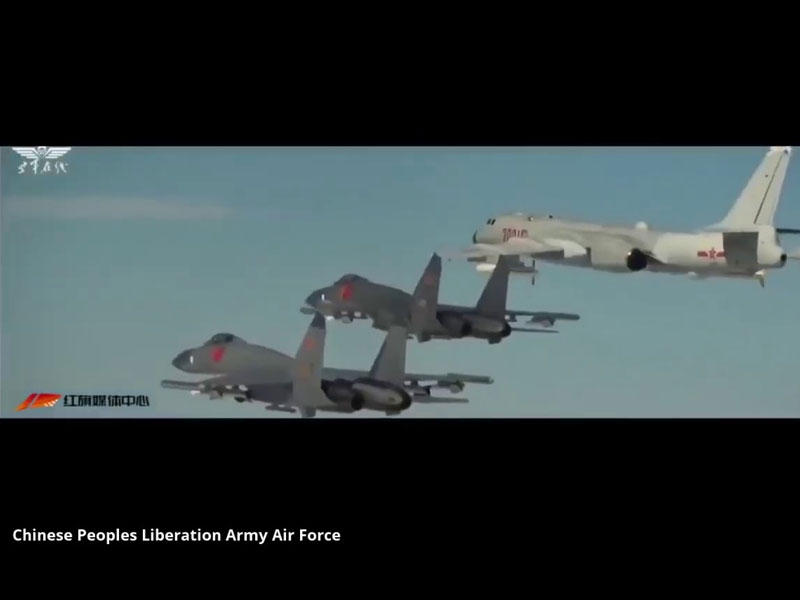 لقطة من الفيديو الذي نشرتة  الصين يظهر محاكاة هجوم على قاعدة جوية أمريكية