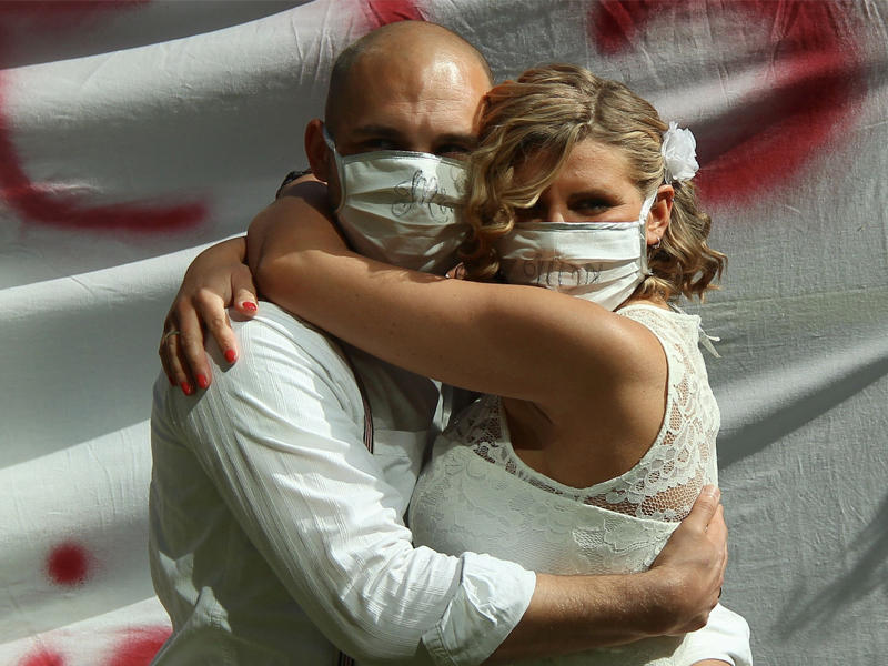 فيروس كورونا يلغي أفراح الألمان